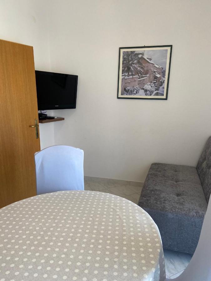 Apartmani Silence Rogoznica  Exterior photo