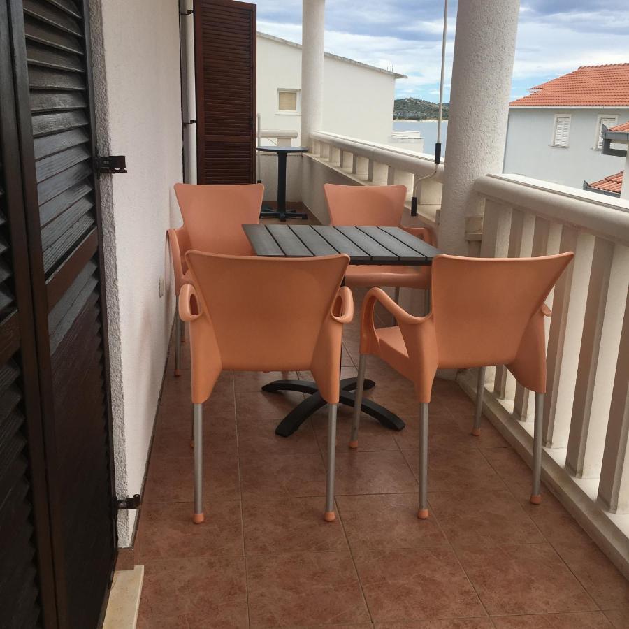 Apartmani Silence Rogoznica  Exterior photo